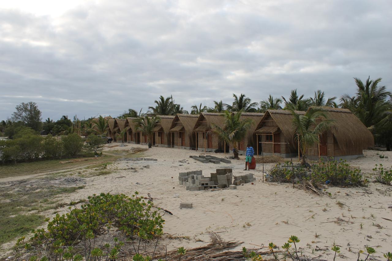 Pomene Tropical Beach Resort Massinga エクステリア 写真